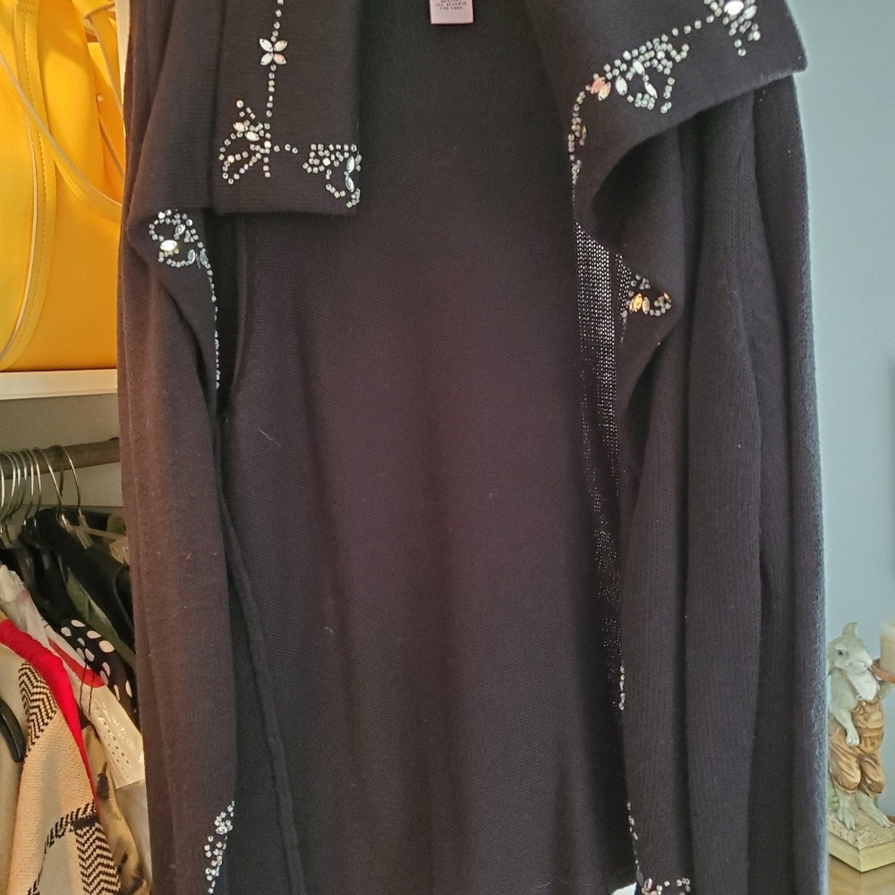 Sweater - Picture 2 of 3